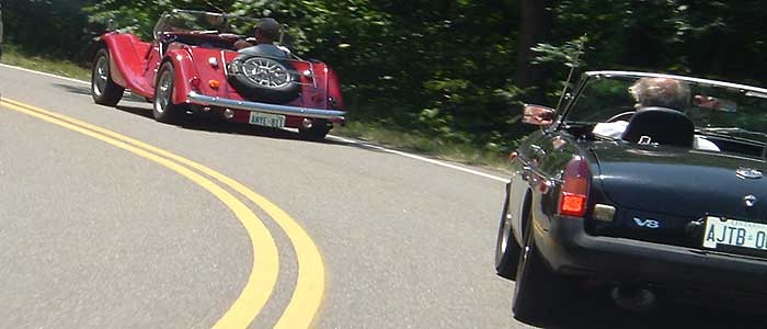Why does Dave Burstyn's V8 MGB stay cool even with it's stock MGB radiator