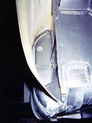 inner brace for mounting fiberglass Sebring fenders