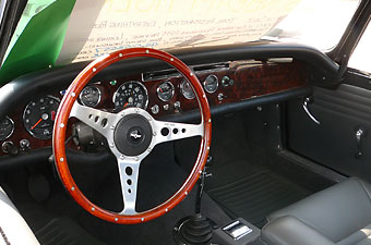 1965 Sunbeam Tiger interior