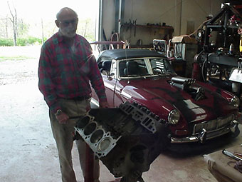 Steve DeGroat with the Buick 455 engine on a Roadmaster weekend