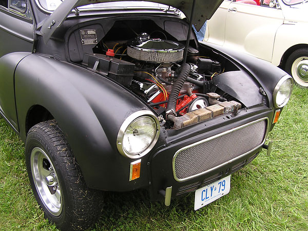 Chevy 350 powered 1962 Morris Minor