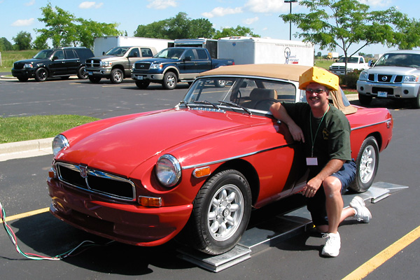 Tony Andrews and his 75 MGB V8