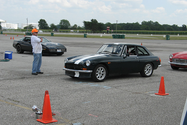 Curtis Jacobson's 1971 MGB GT with Buick 215 V8