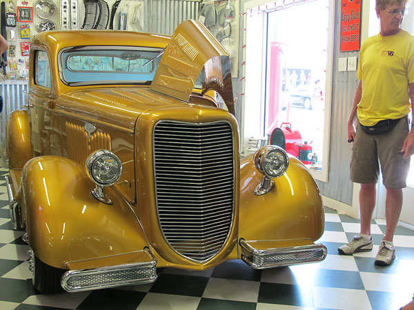 Gene Winfield's 1935 Ford Pickup