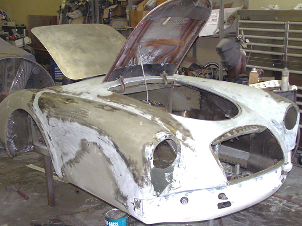 Shortened MGA front fenders.