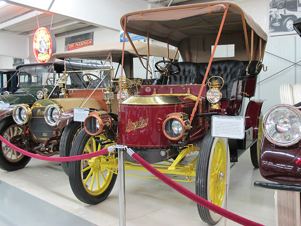 1906 Stanley Steamer Touring