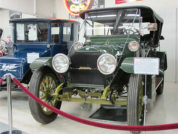 1913 Marmon Model 32