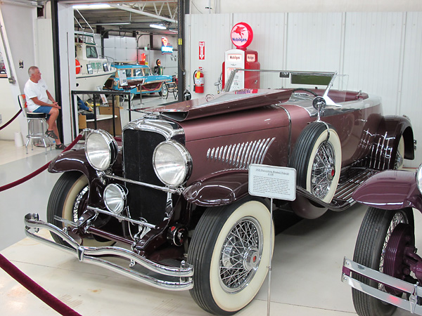 1929 Duesenberg Murphy-bodied Boattail Torpedo (J198)