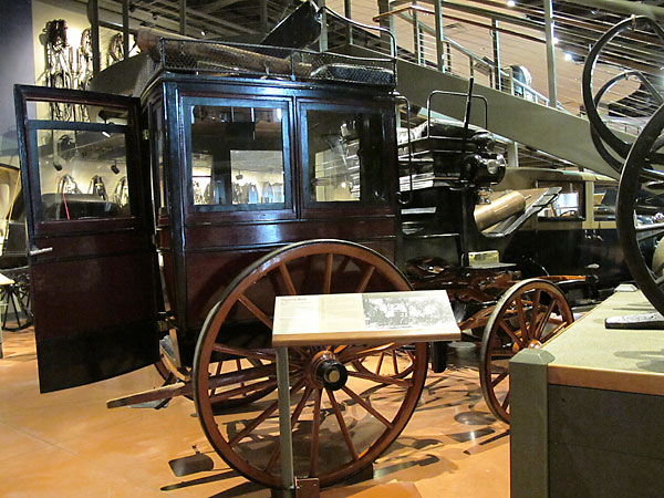 Opera Bus (by Million-Guiet & Compagnie of Paris, France, circa 1890)