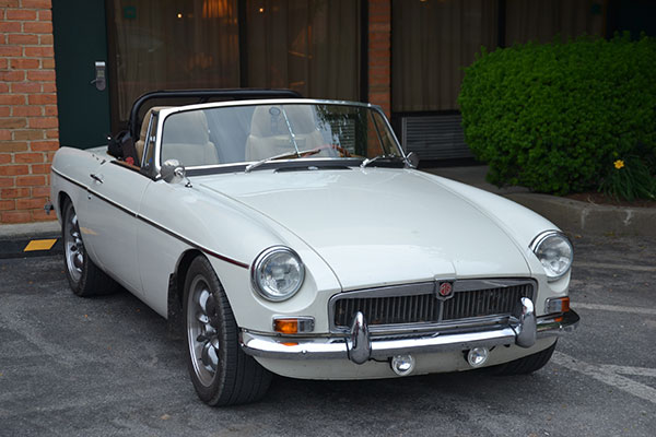 Charles Long's 1966 MGB with GM V6 - McDonald, Tennessee