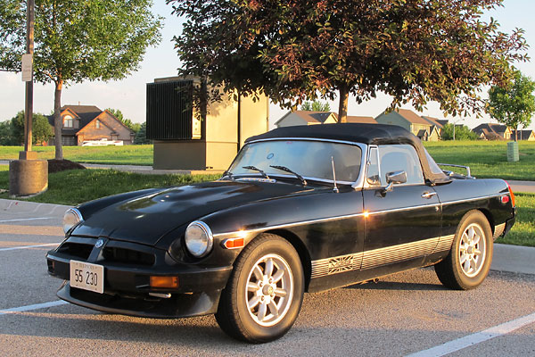 Black Bird: Alex Mantell's 1980 MGB LE with Ford 302 V8