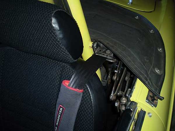 nifty roll hoop and seatbelt mounting