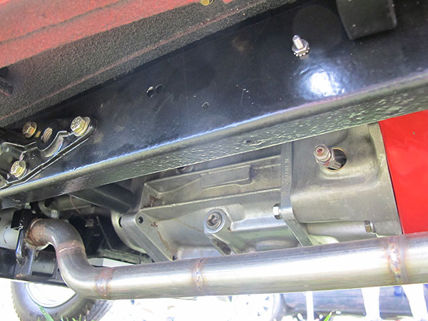 Borg Warner T5 5-speed manual transmission. Flathead Jack bellhousing.