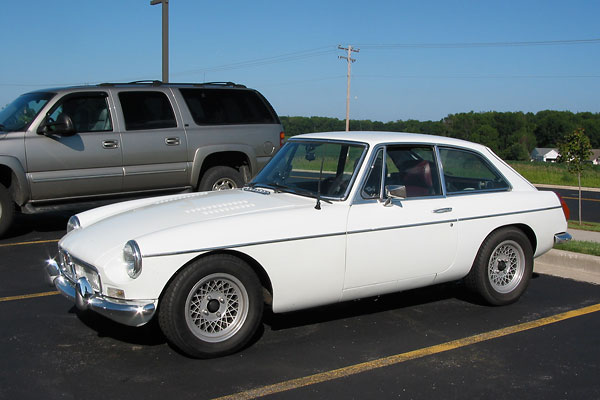 Bruce Wyckoff's 1974.5 MGB, with Buick 215cid V8