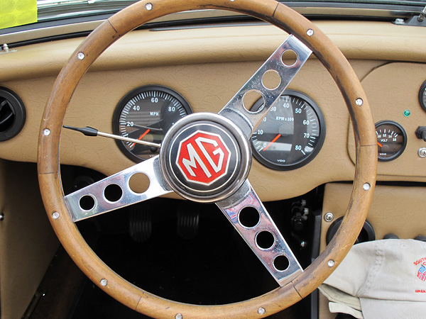 Wood rimmed steering wheel.