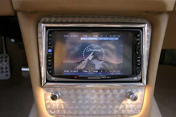 in-dash DVD player for MGB