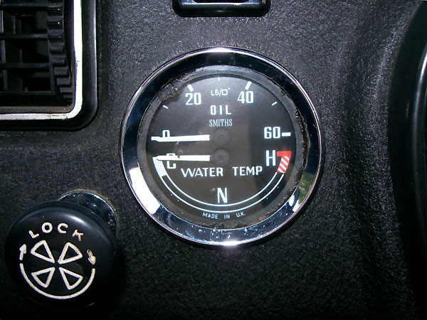 oil pressure gauge reads to 60psi