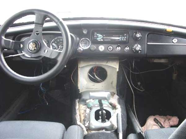MGBGT dashboard