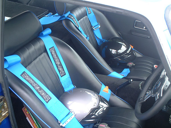 Cobra Classic seats with (optional) blue piping