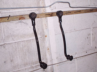 rear anti-sway bar turned into anti-tramp bars