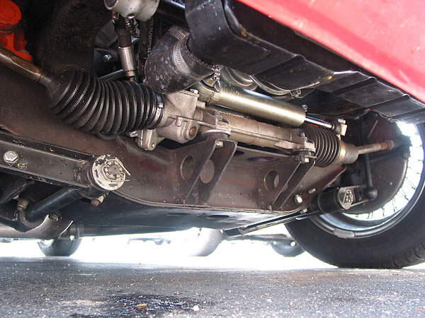 Hydraulically-assisted (power) steering rack