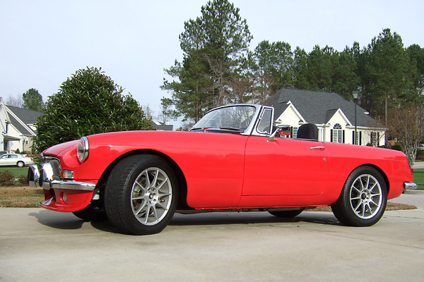 Don Bode's 1968 MGB with Buick 300 V8 Engine
