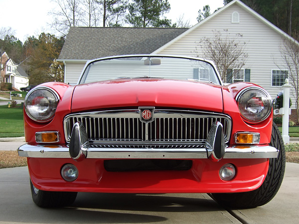 Functional air inlet and driving lights in the Special Tuning fiberglass air