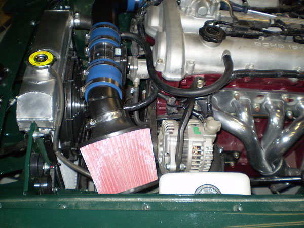 Aftermarket 1965 Mustang 6cyl-spec radiator.