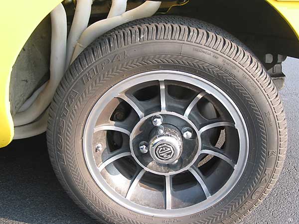 American Racing 14 wheels, Kumho tires