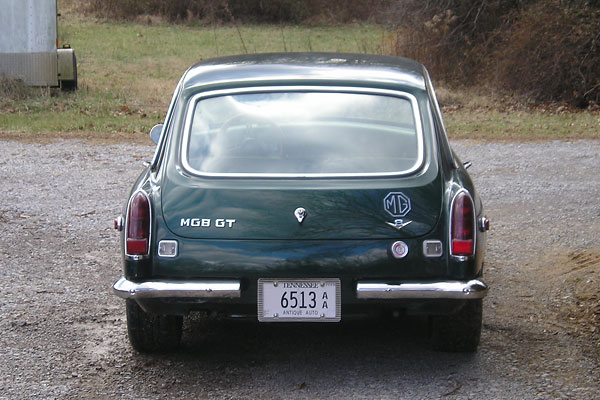 Split rear bumper MGB