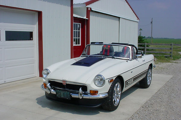 Jack Pease's Ford 302 powered 80 MGB with Tremec 5speed transmission