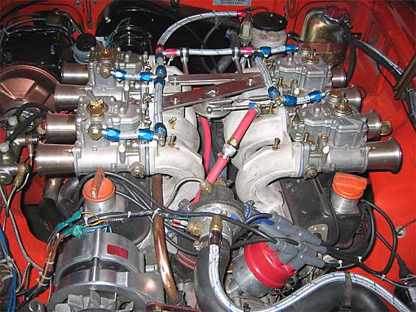 Close-up of custom throttle linkage