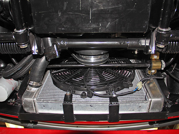 Maradyne 16 inch electric (puller) fan.