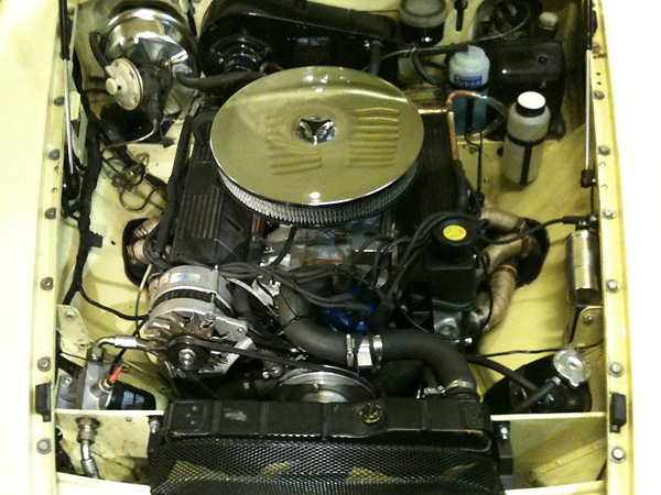 TVR 4.3L V8 with Offenhauser John Woolf Racing manifold and Edelbrock four barrel carburetor.
