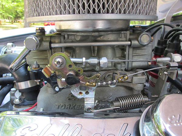 Holley 390cfm 4 barrel carburetor (p/n 0-8007).