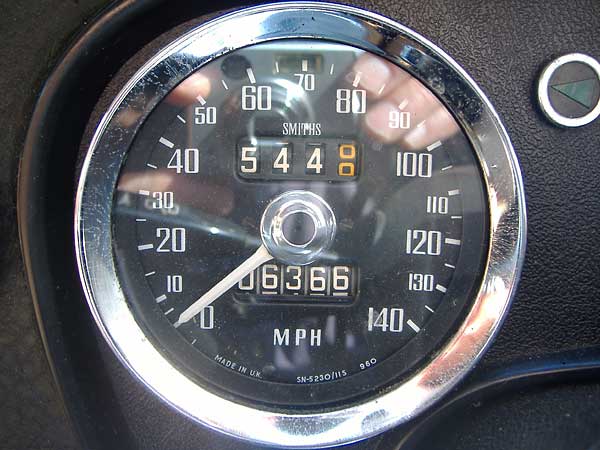 original MGB GT V8 speedometer