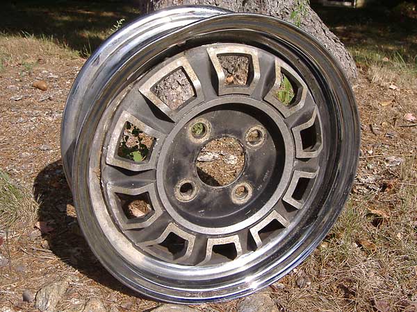 factory original MGB GT V8 wheels