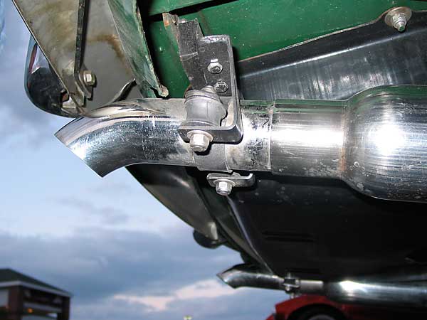 exhaust mountings