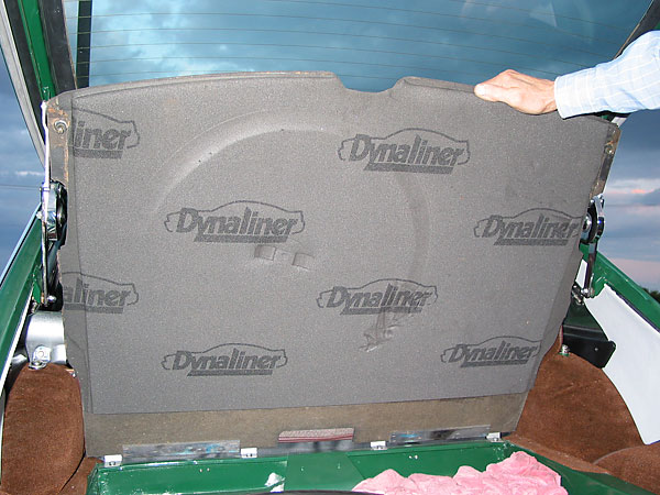Dynaliner on bottom of cargo lid