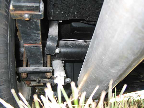 Cadillac Seville axle and rebound strap