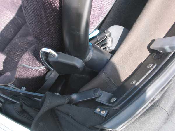 seat belt retractors