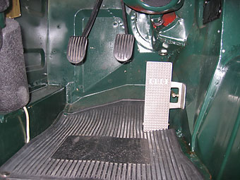 gas pedal is floor mounted and cable operated