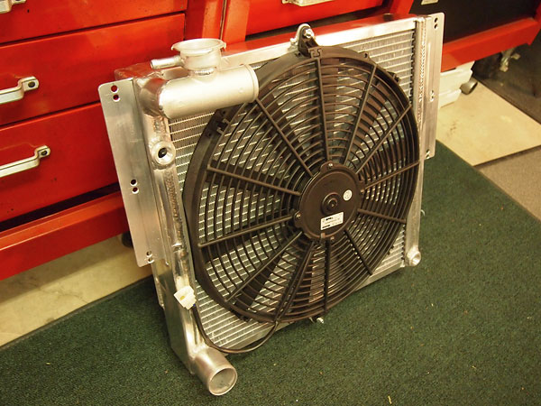 Fast Cars aluminum crossflow radiator. Spal electric fan.