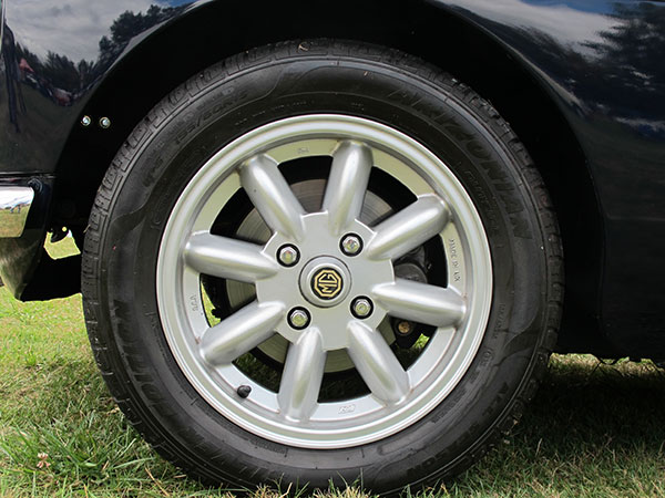 Minator (KN Wheels Ltd.) eight spoke aluminum wheels, size 15x5.5J.