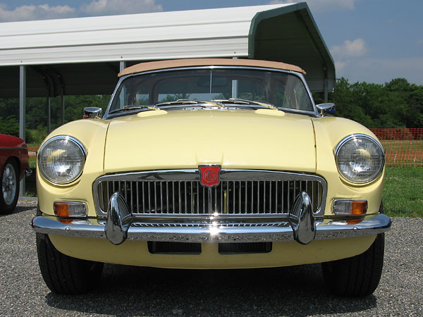 1962-1969 style grille is used with a 1973-1974.5 apron