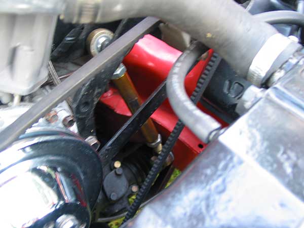torque rod to subdue engine rotation