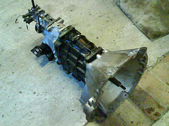 Rover LT77 iron transmission housing