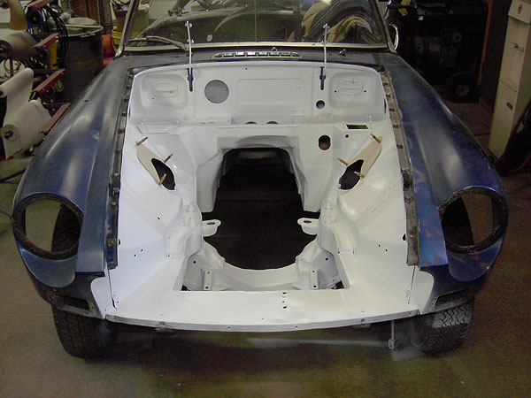 With fabrication completed, its time for a tough coat of epoxy primer.