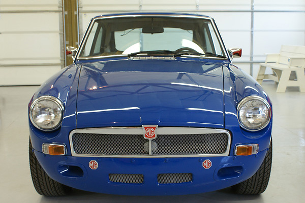 Phil Erikson's 1974 MGB GT with GM 3.1L V6
