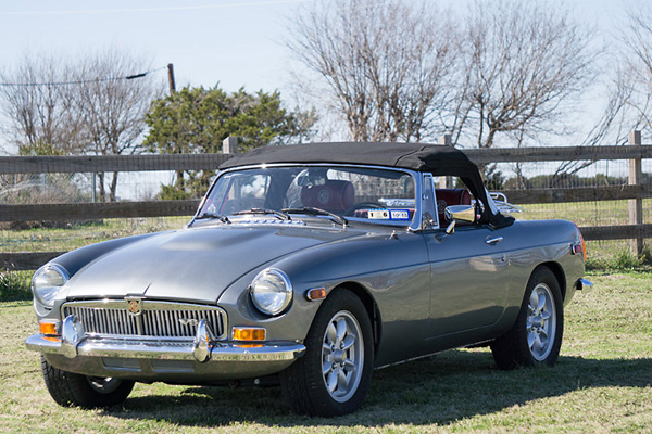 Ralph Ratta's 1980 MGB with Rover 4.0L V8